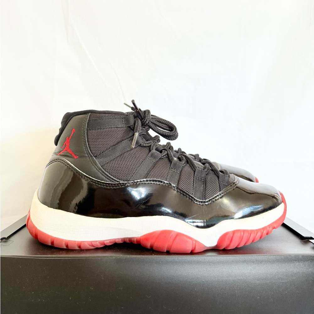 Jordan 11 Retro Bred size 8 378037-061 2019 PRE-OWNED